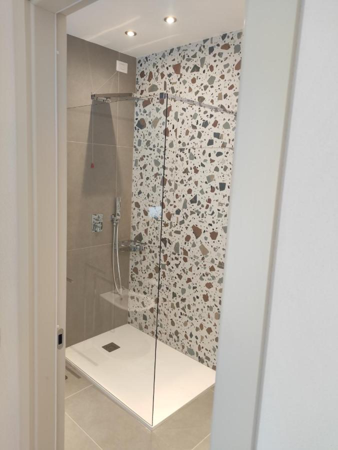 Live Home Rooms 维拉西米乌斯 外观 照片